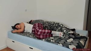 FOOT FETISH BRUNETTE SUCKING TOE IN THE MORNING SHANAXNOW