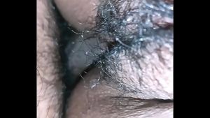 Mi hermanastro me deja el culo todo abierto