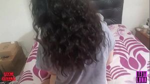 Mi hermanastra me hace una paja con los pies y yo le lleno la concha de leche Ft Mi hermanastra me hace una paja con los pies y yo le lleno la concha de leche Ft BabuLuna939