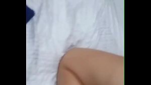 Safadas dividem o mesmo pau no cu em suruba anal escandalosa e cheia de prazer