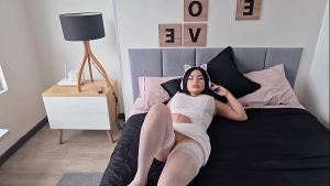 Spiderman turns me on so much that I can’t resist and we end up fucking deliciously in my room – ALEJA AND AAROON