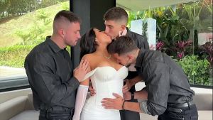 GANGBANG FOR SAN VALENTIN TO STEFFY MORENO DOUBLE PENETRATION AND ORAL CREAMPIE AND DEEP ANAL