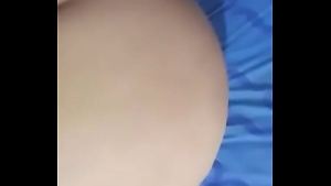 Mi prima nalgona me envía video quiere verga