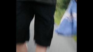 Morgens mit Nylonfüßen in Birkenstocks unterwegs