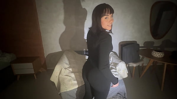 BiG ASS Aria Ray Gives Blowjob , Licks Ass & Gets Creampied!