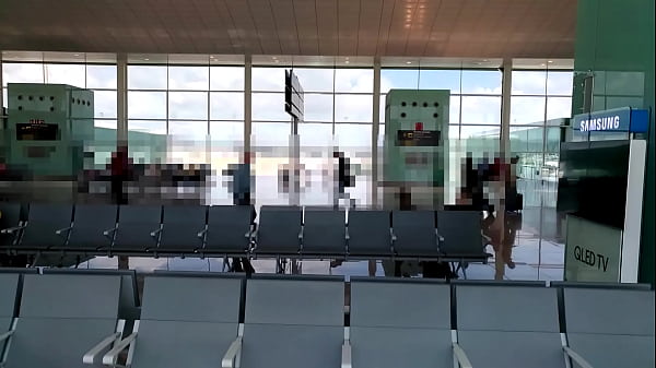 MILE HIGH – public flashing & squirt