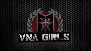 Bikini MILF Vicky Vette Pleasing Her Meaty Pussy After Beach Day!