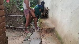 fucked young college girl is caught sucking huge cock