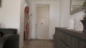 Our horny Barcelona holiday, Nikki gets a cum starter