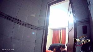 En el Hotel – Sin Cortes – Sin restricciones – Sin filtros parte 1 (FLASH)