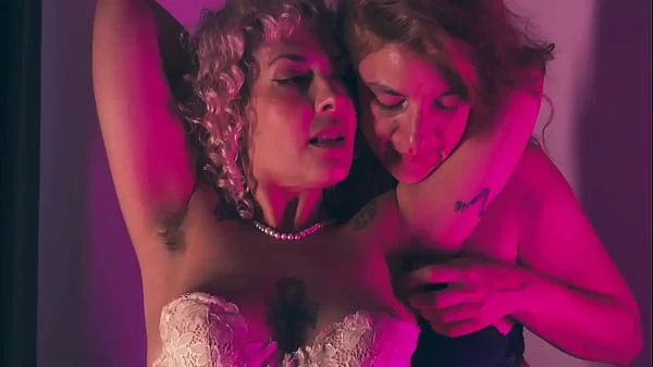 Love Her Armpits and Foot Fetish: Marilou and Miss Jesus