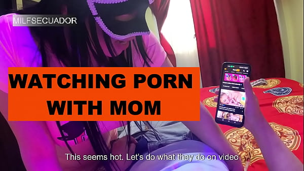 Viendo porno con mi hijastro flaco de pito chiquito