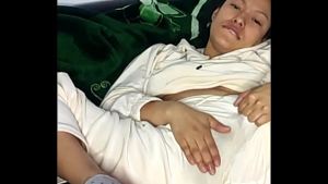 AMATEUR STARTS HER DAY WITH A GOOD SQUIRT HERE ON XVIDEOS 2024