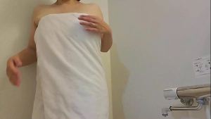 A married woman feels pleasure from masturbating in a lewd way：The full video is→https://www.xvideos.red/channels/aika-frau