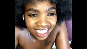 Close Up Fucking And Squirt Pussy Play