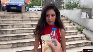 Public Agent Test for Beauty – Can She Have Sex with a Stranger?