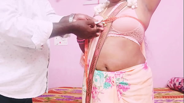 Desi tailor sex. Beautiful housewife fucking with Tailor. Telugu dirty talks.