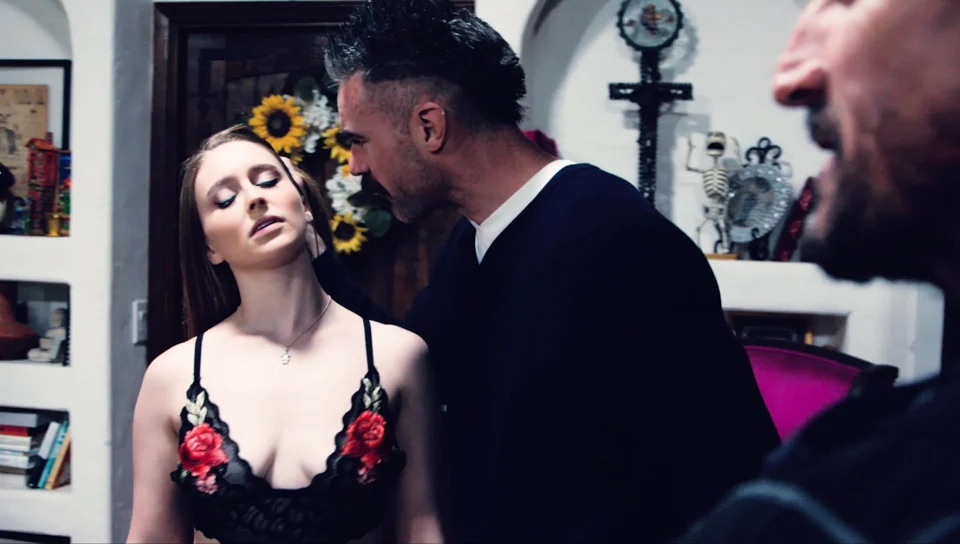 Family Dispatch Unit : Kiss And Make Up