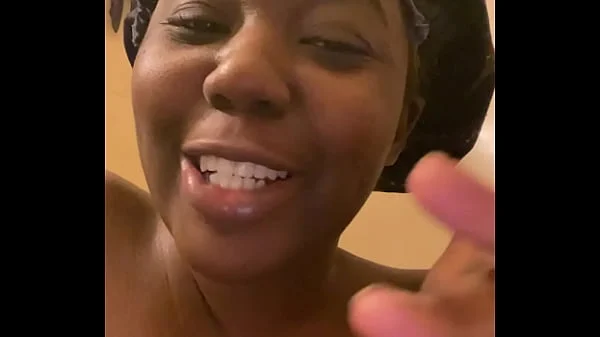 Shower – young ebony showing off the sexual goods