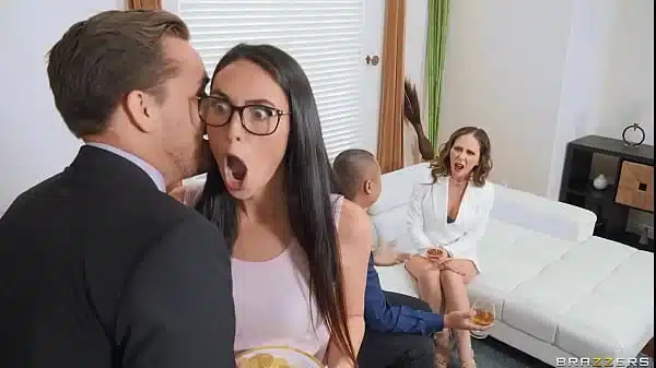 A Peg On The Corporate Ladder – Cherie Deville / Brazzers  / stream full from www.zzfull.com/hosting