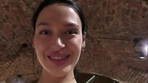 Angelina Jolie’s sister is my neighbor ! Hard fuck her every day