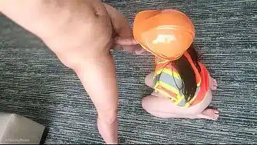 Asian Construction Worker Sucking Her Boss On Her Boyfriends Birthday – 18yo Asian Lips