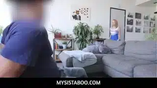 Stepsister Kendall Kross Made The Cheerleading Squad