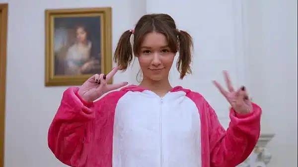 When Kitty Doll’s , left home ! 5 animals fucked hard skinny babe DPP/DVP, DAP