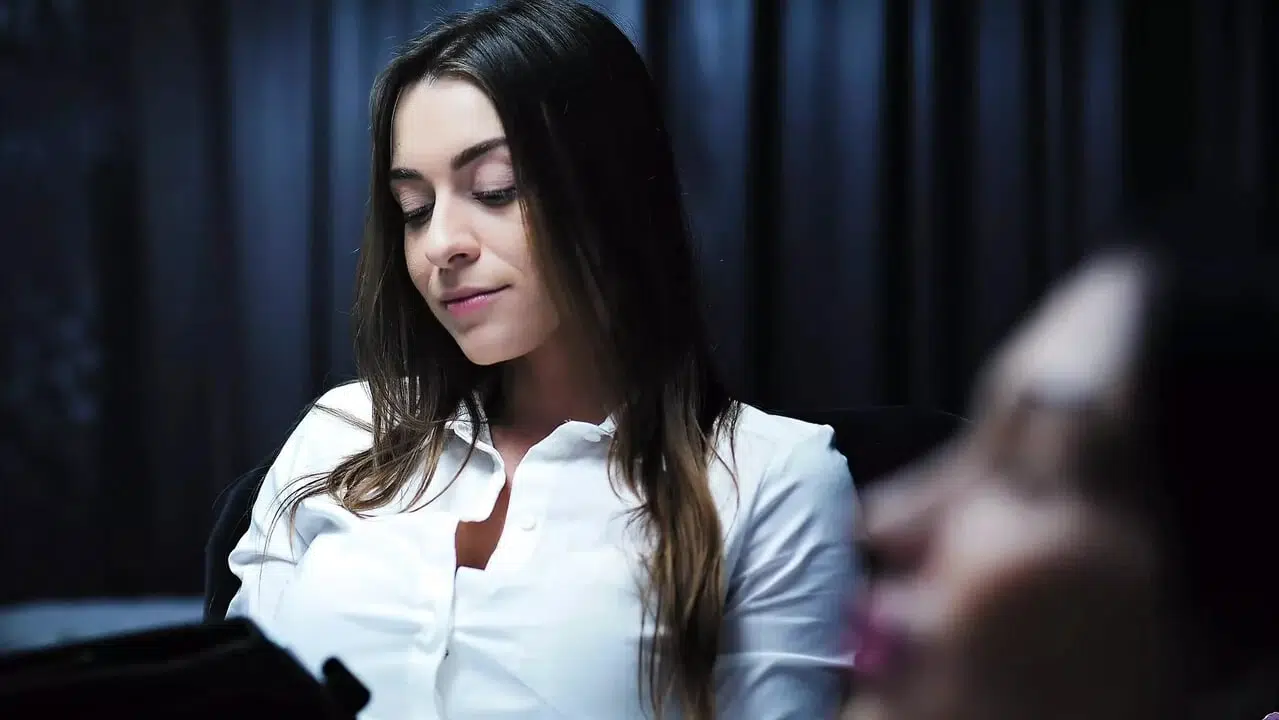 2 Possessed MILFs eat, hump, 69 each other and have multiple orgasms