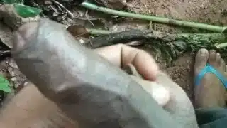 A quick discharge of cum in the jungle