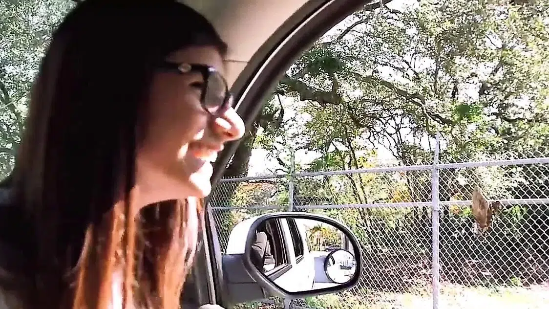 Arab chick Mia Khalifa wants monster black cock inside her