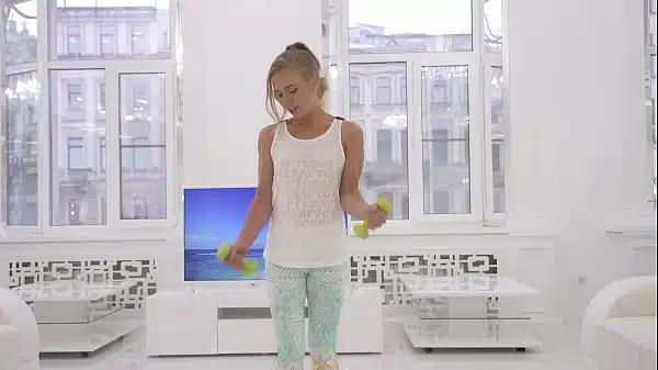 Ella Elastic – babyface, height 150 cm, fitness body, 18yo ! Nick’s anal casting