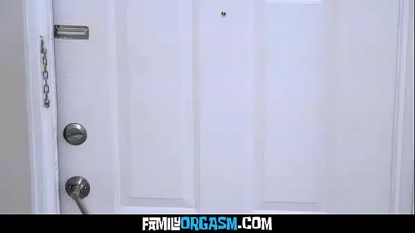 FamilyOrgasm – Mad Fathers Spend the Entire Day Disciplining Their Lesbian School Stepdaughters, Honey Hayes, Reyna Delacruz, Dick Swardson, Peter Green