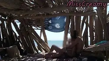 PUSSY FLASH – Risky Student Session in BEACH Canary – Full on RED