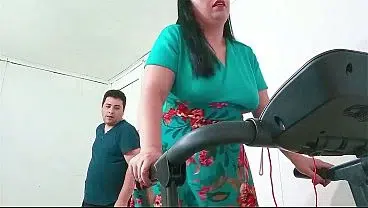 Stepson interrupts his stepmom’s exercise and fucks her hard on the treadmill Sweat and sex