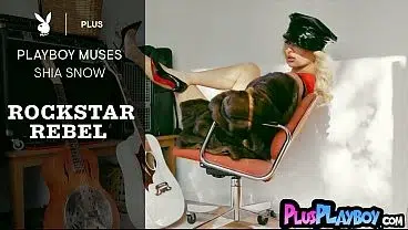 Stunning big tits teen Shia Snow Sexy posing in lingerie before striptease