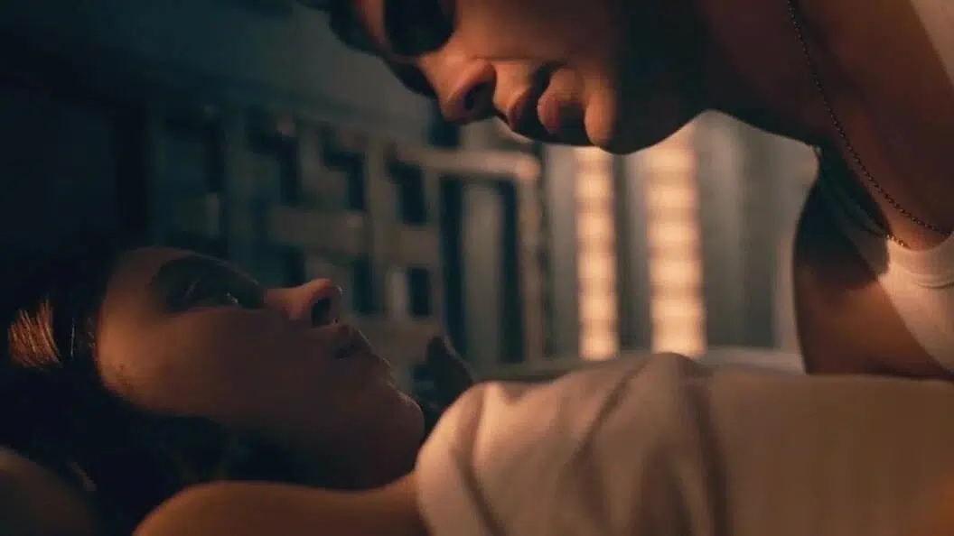 Sydney Sweeney Sex Defloration Scene from ‘The Handmaid’s Ta