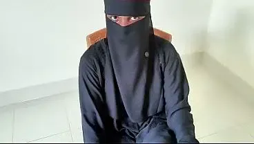 Hijab call girl maast chudai in my bed room