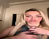 Sexy Webcam Babe