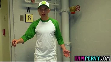 Bored blonde stepsis Elana Bunnz enjoying the vacation on stepbros big dick