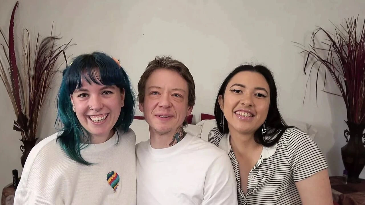 Cumshot compilation – Desperate Amateurs – hot stepmoms, goths babes