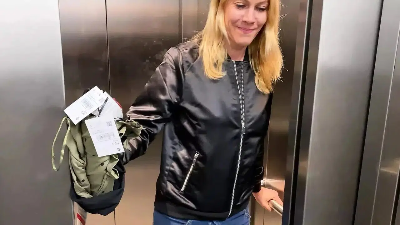 Cute Blonde Bitch Remote Controlled in Public !!