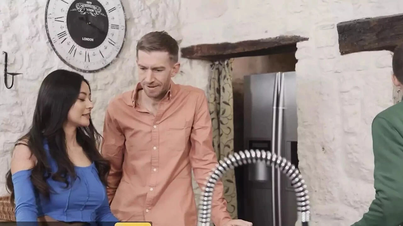 Danny D Cannot Resist His Brother’s Gf Rae Lil Black Erotic Call & Fucks Her On The First Chance – BRAZZERS