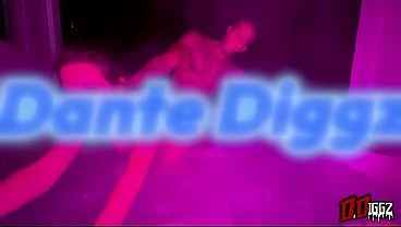 FULL VIDEO!!!!! QOS HOTWIFE SUZANNE HOLLY GETS RAILLED BY A BBC BULL IN THE JACUZZI WHILE HER HUSBAND TALKS HER THRU IT