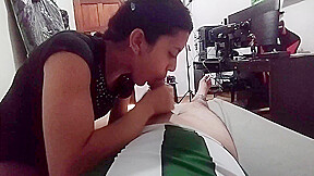 Hermanastra Es Toda Traviesa Chupandome La Polla