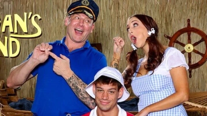 Humk Captain & Nerdy Gilligan Tag Team Hot Marie-Anne – Biphoria