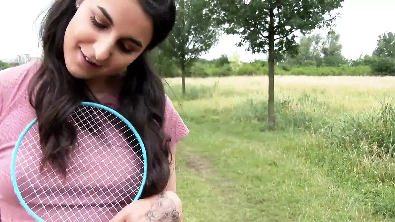 Kinky Girlfriends Get Wet with Pee