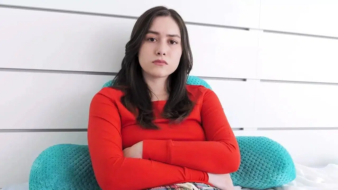 Loving Step Daughter Wants To Give Her Step Father The Best Christmas Present: Her Virginity