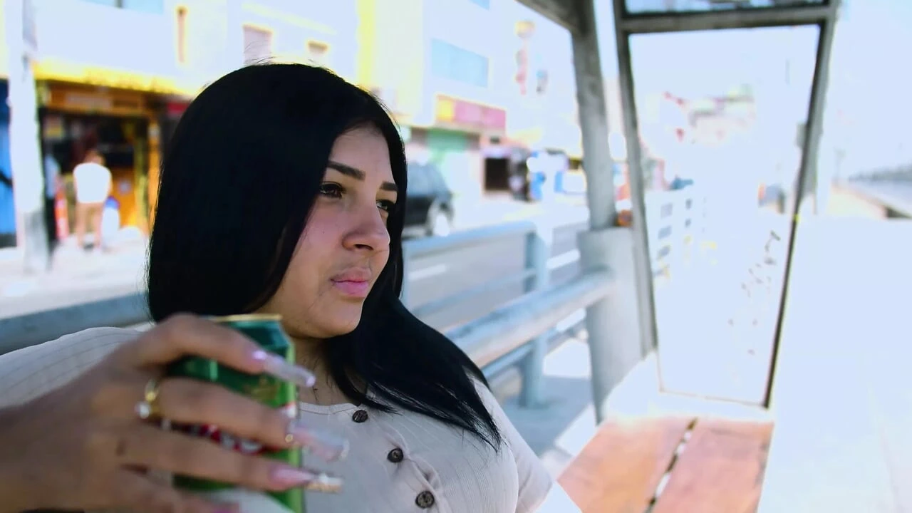 Stranger takes 18 year old party girl to bed