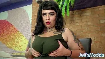 Curvy Latina Alana Kralissa Treats Herself to a Sex Machine